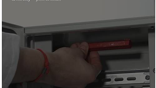 Barrette anti-feu modulaire : la solution intelligente pour protéger vos installations électriques
